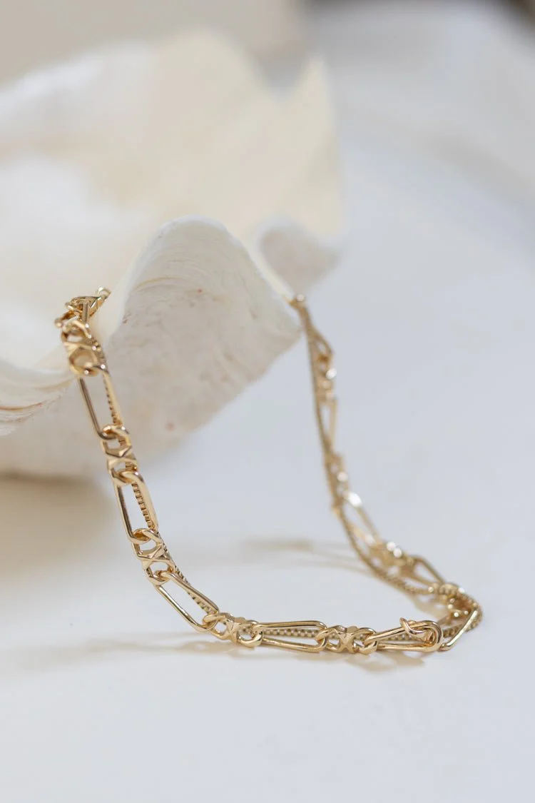 Double Link Gold Necklace - Image 3