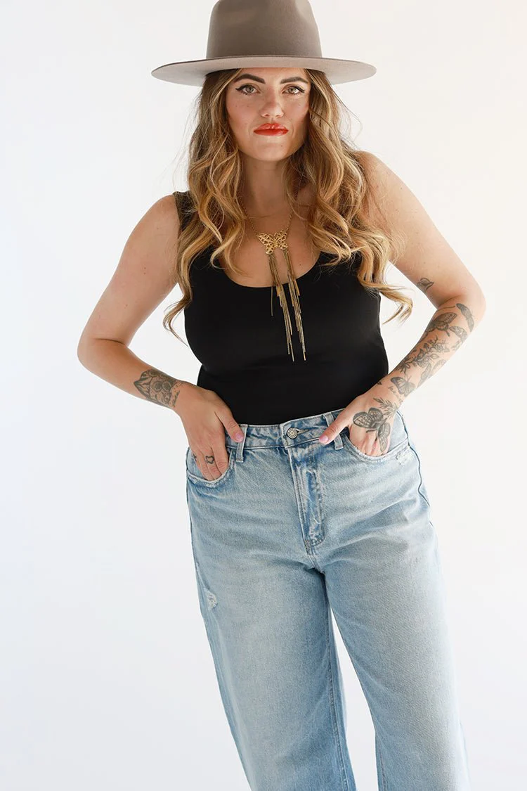 Light Wash Cuffed Wide Leg Jeans - Image 7