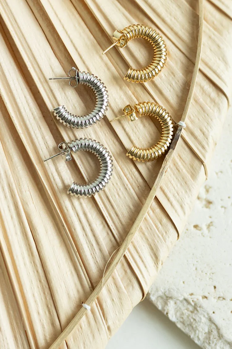 Mini Twisted Ribbed Hoop Earrings - Image 3