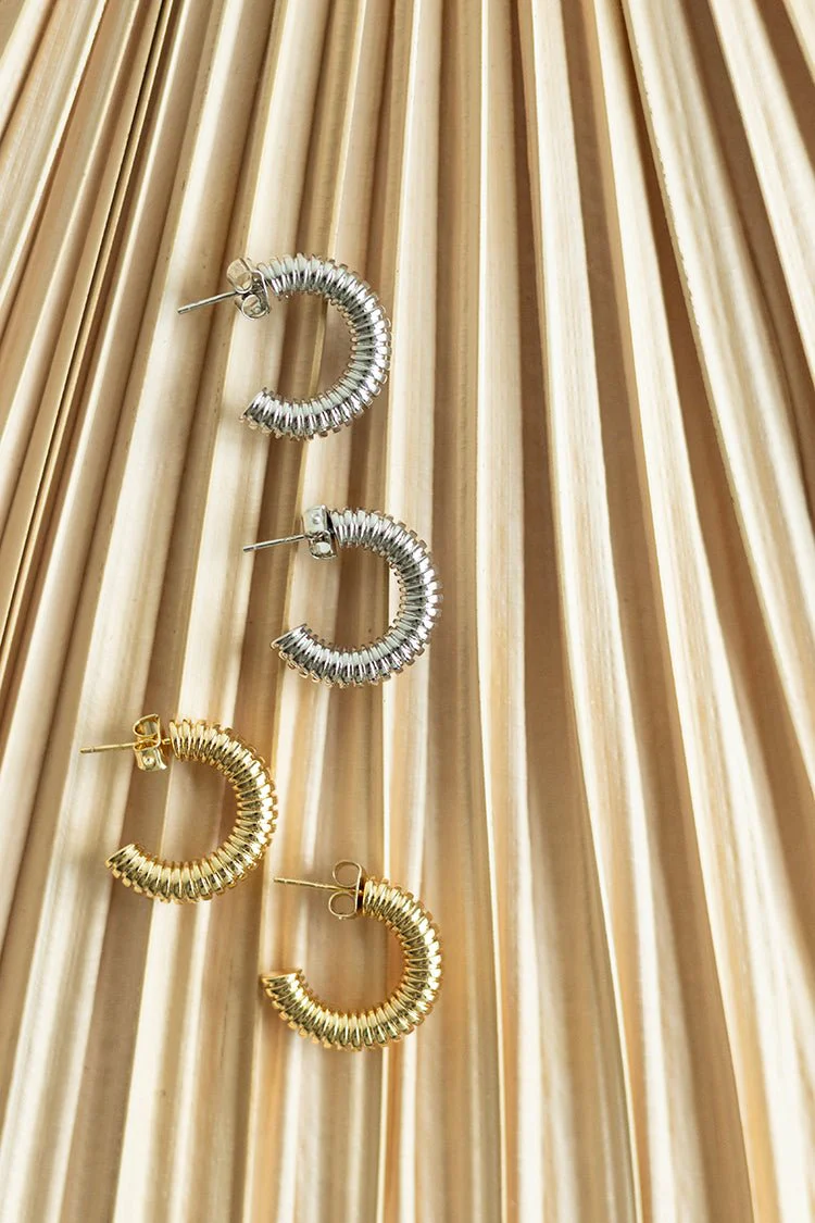 Mini Twisted Ribbed Hoop Earrings - Image 4