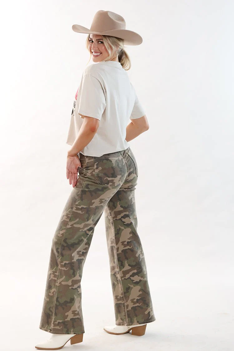 White Small Town Smokeshow Cropped Graphic T-Shirt - Image 3