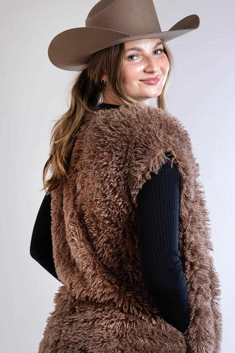 Toggle Closure Shag Vest - Brown - Image 3