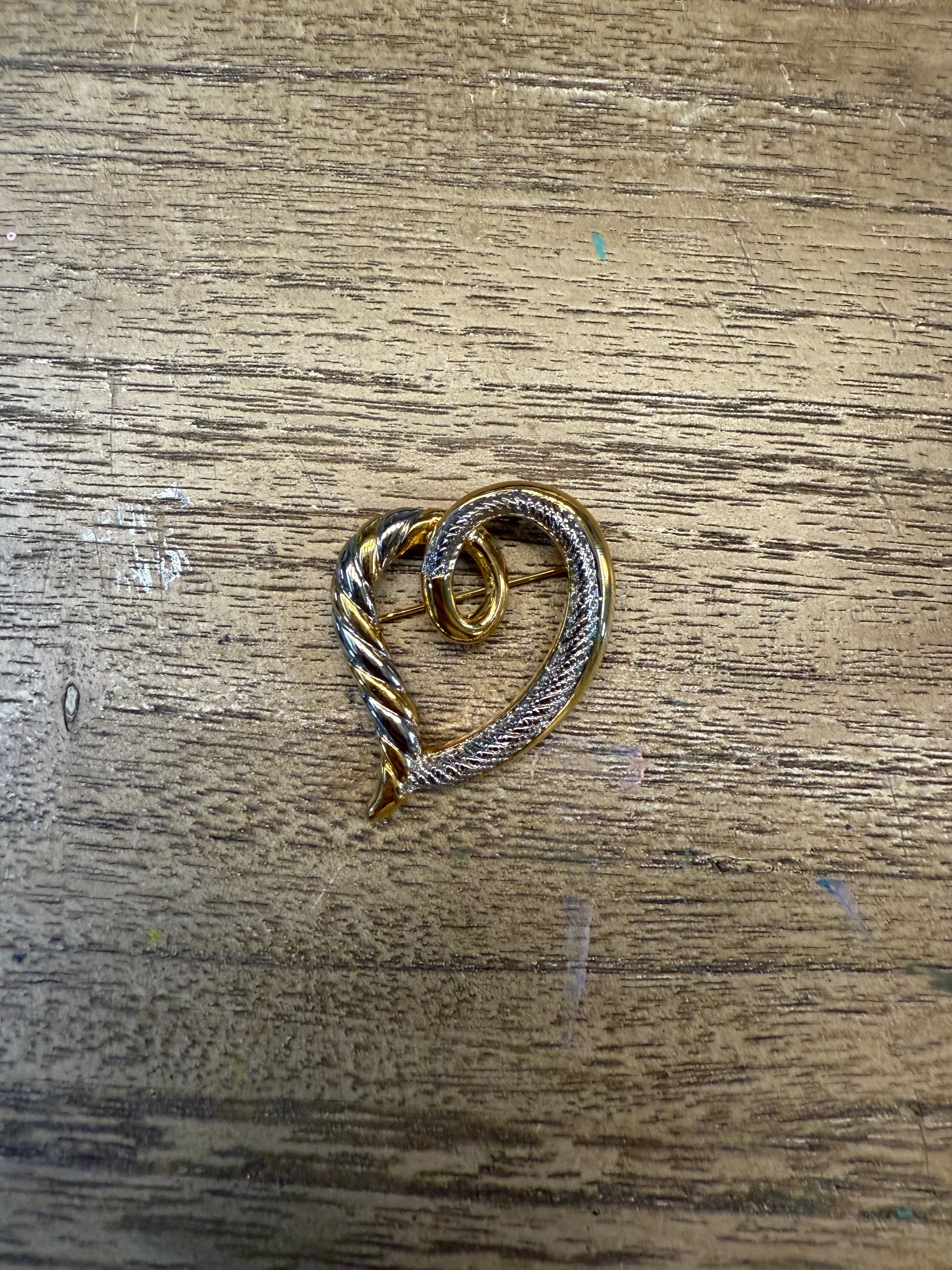 Vintage Gold and Silver Asymmetrical Twist Heart Brooch - Image 3