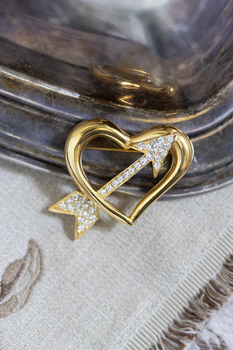 Vintage Gold Heart with Rhinestone Arrow Brooch - Image 2