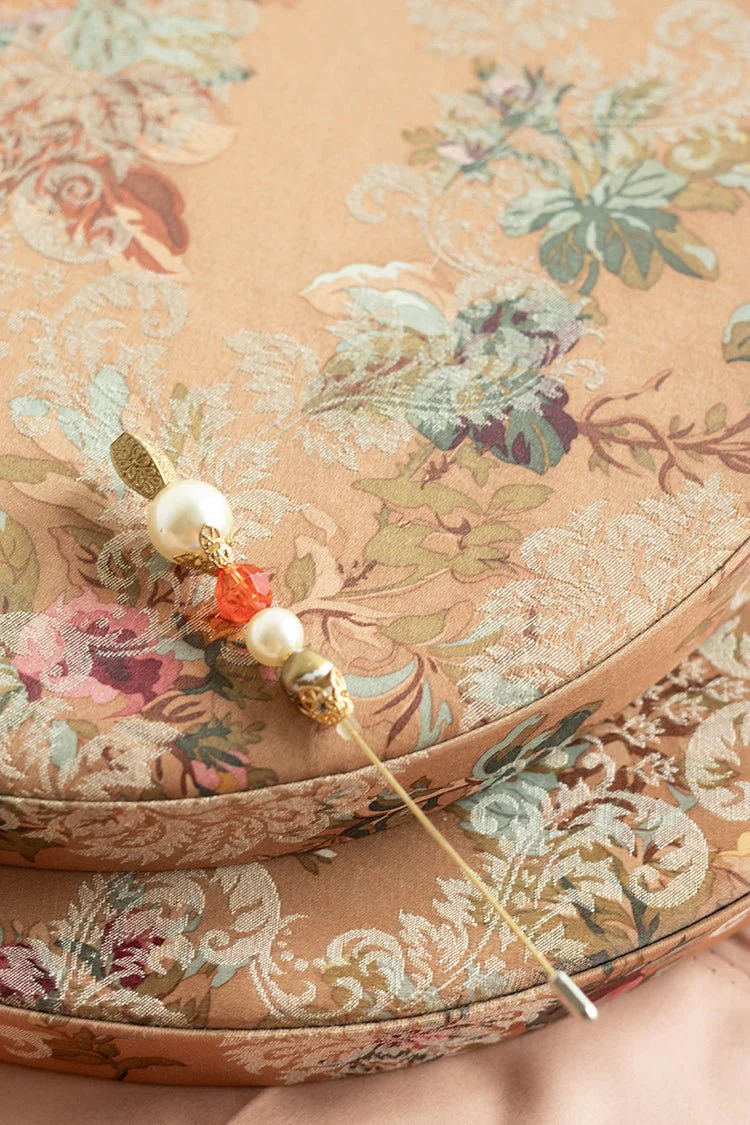 Vintage Gold Pearl Exaggerated Stick Pin